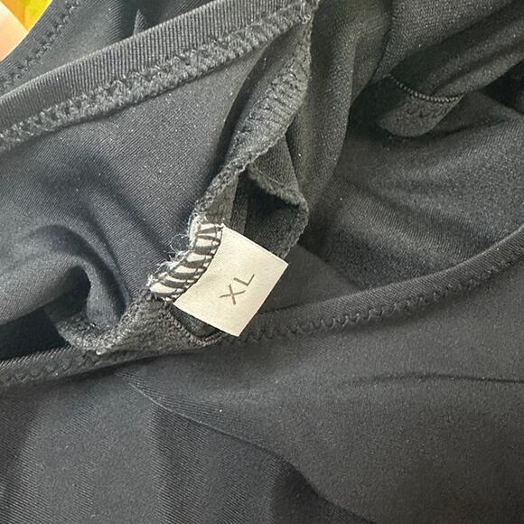 New without tags! Black Neon Strappy One Piece Swimsuit Size XL, Fits like Large - Picture 4 of 7